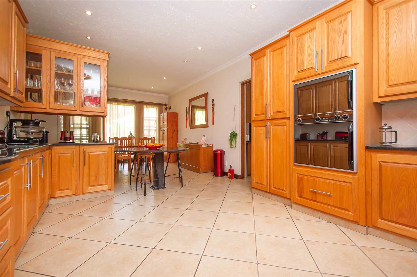 4 Bed House in Ruimsig Country Estate photo number 16