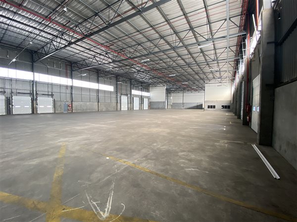 2 957  m² Industrial space