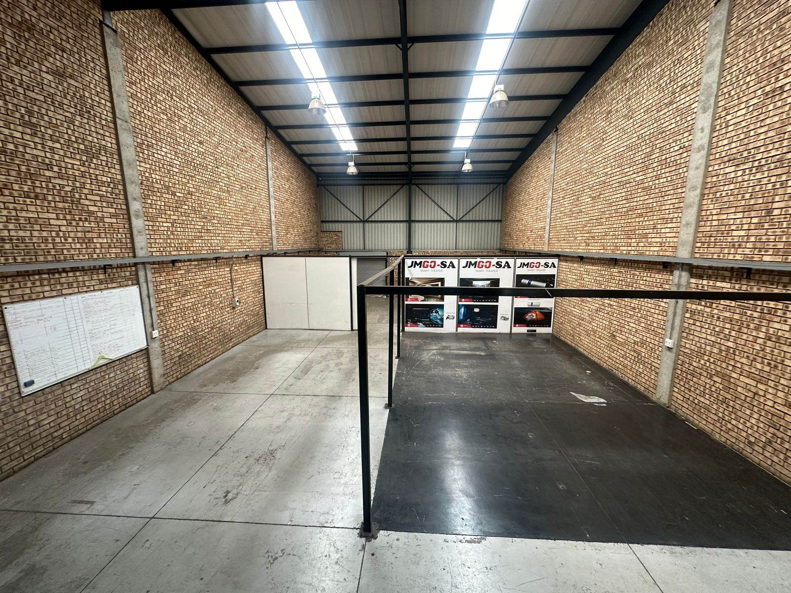 279  m² Industrial space in Stormill photo number 5