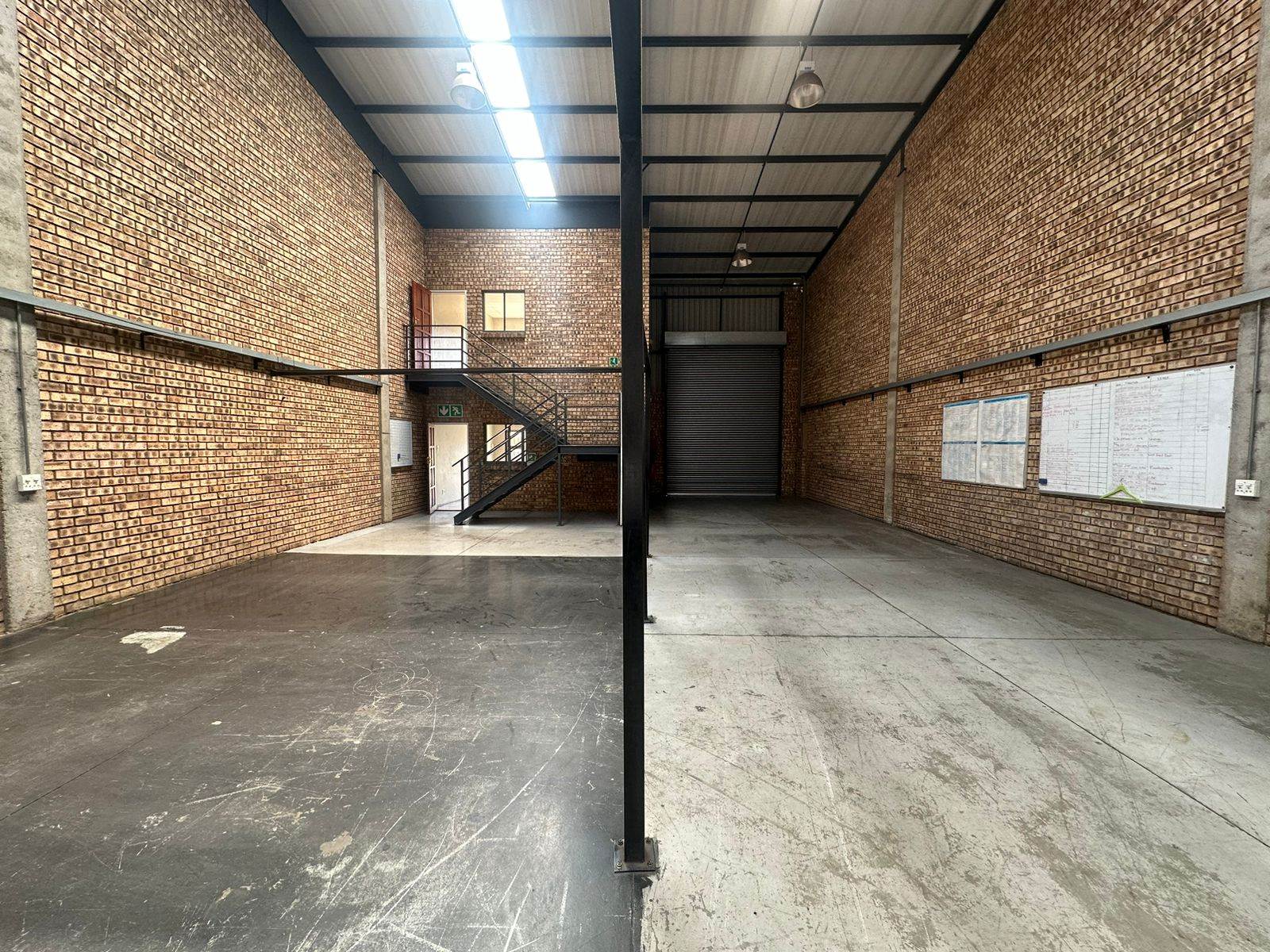 279  m² Industrial space in Stormill photo number 7