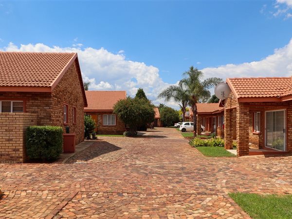 2 Bedroom Townhouse