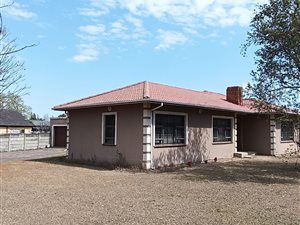 4 Bed House in Barry Hertzog Park