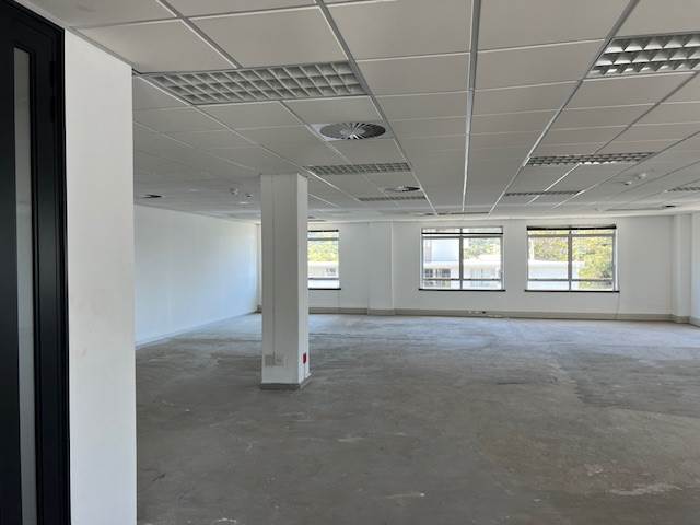 217  m² Commercial space in Claremont photo number 2