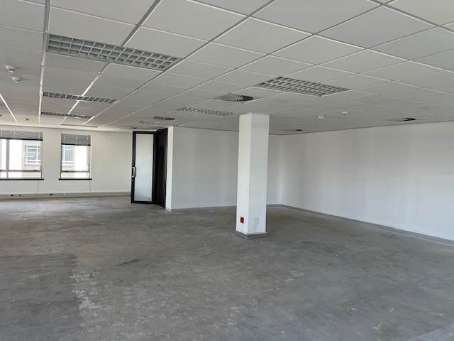 217  m² Commercial space in Claremont photo number 6