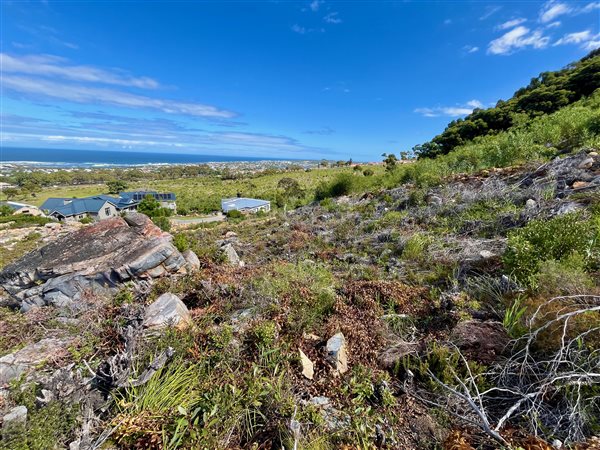 3 245 m² Land 3 245 m² Land