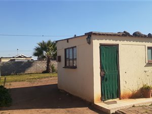 1 Bed House in Lakeside
