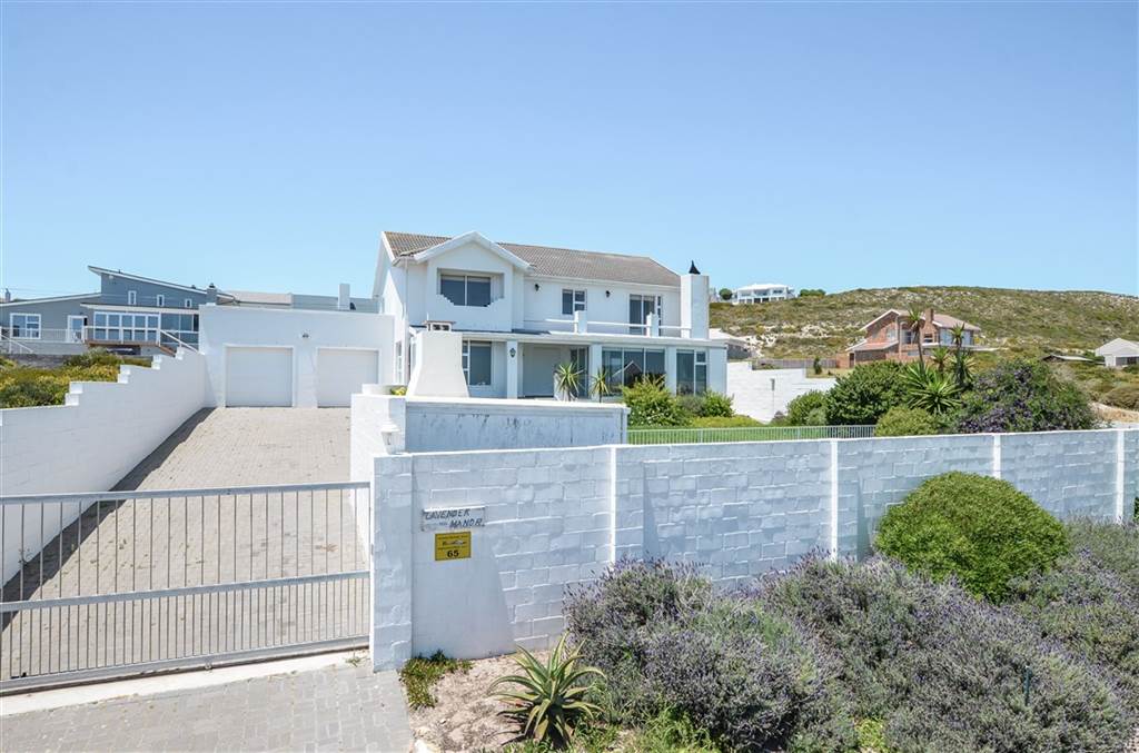 5 Bed House in Yzerfontein photo number 1