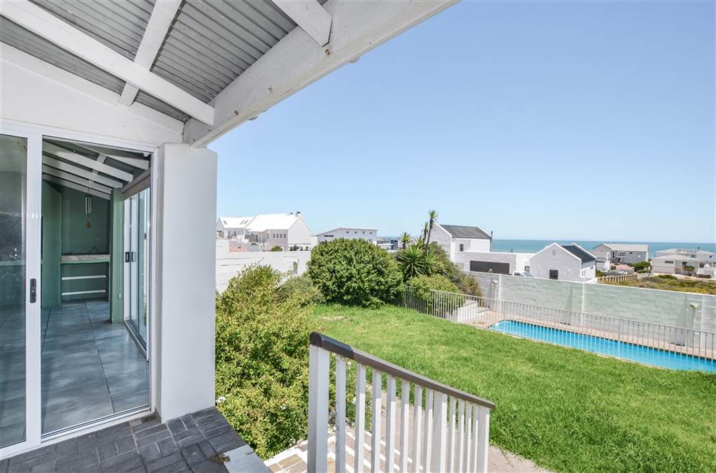 5 Bed House in Yzerfontein photo number 29