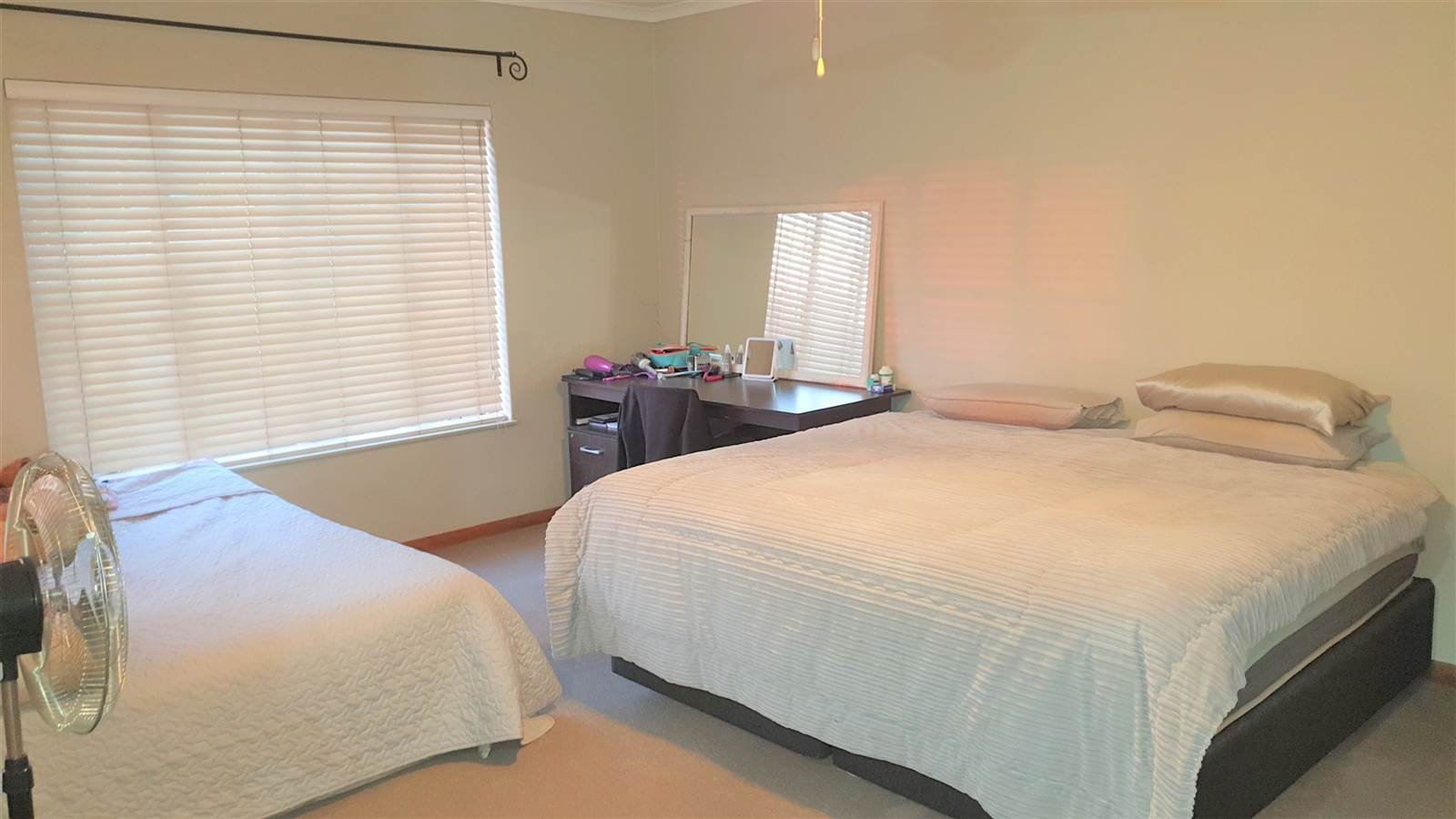 4 Bed House in Garsfontein photo number 17
