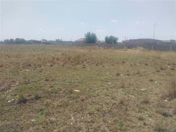 5262 m² Land available in Tsakane