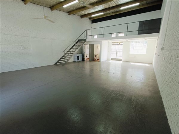 125  m² Industrial space