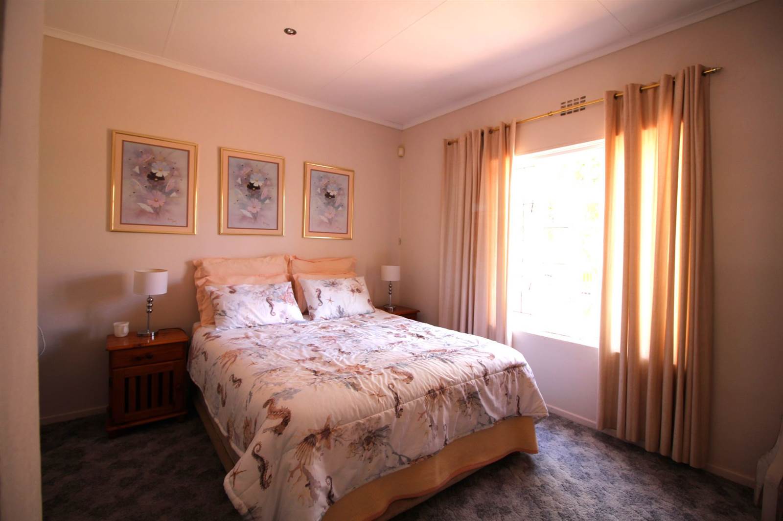 4 Bed House in Port Owen photo number 13