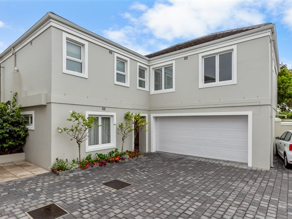 3 Bed Townhouse in Claremont Upper