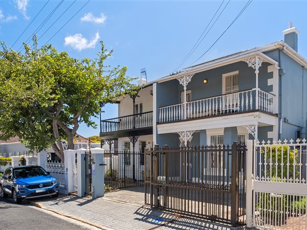 3 Bedroom House 3 Bedroom House