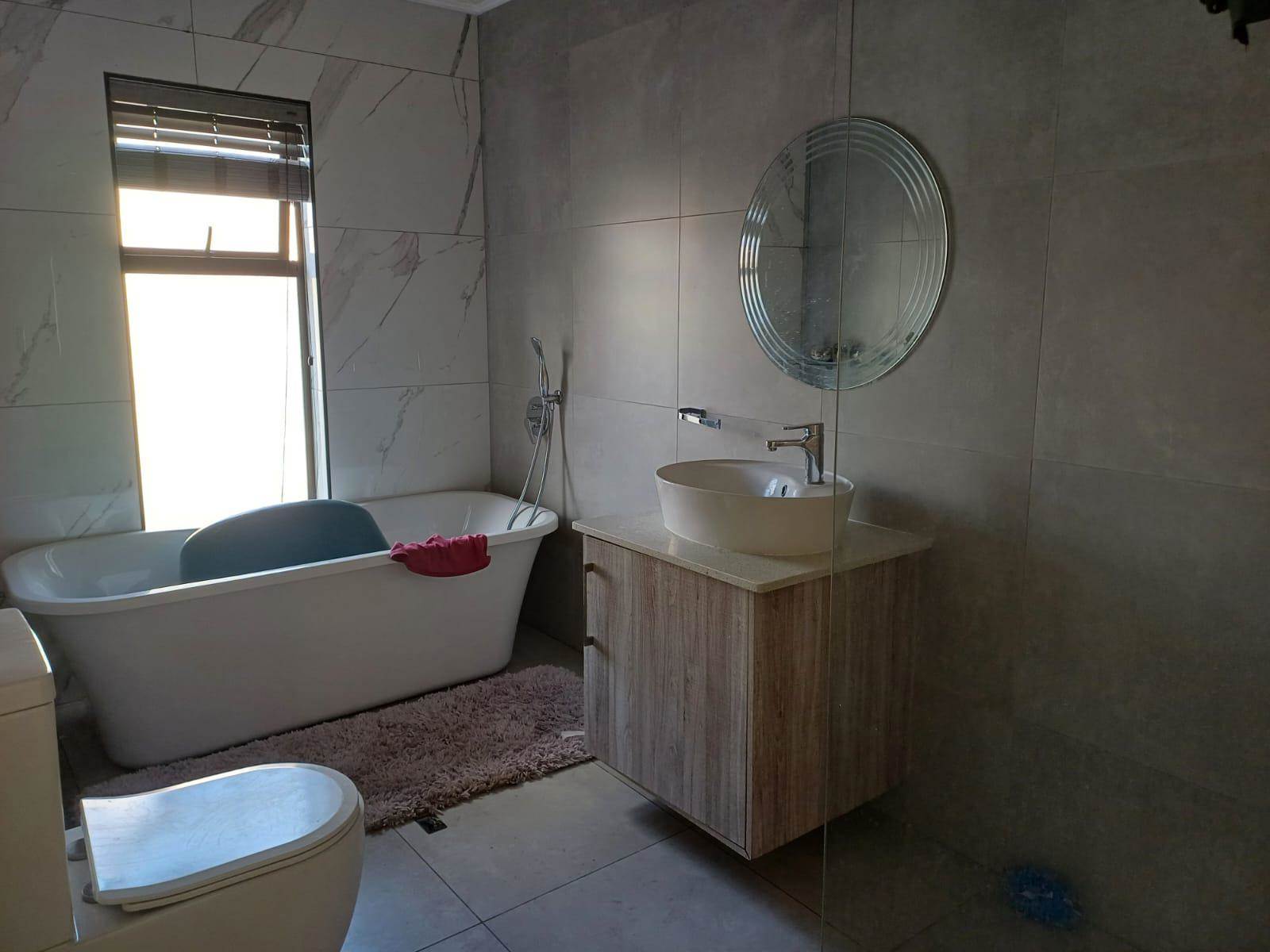 4 Bed Townhouse in Secunda photo number 11