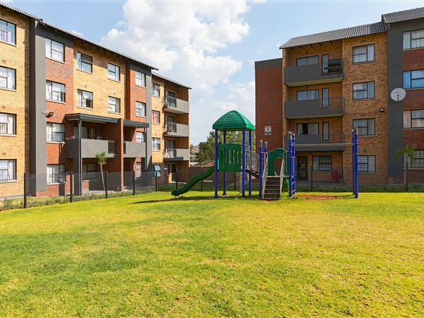 2 Bedroom Apartment 2 Bedroom Apartment
