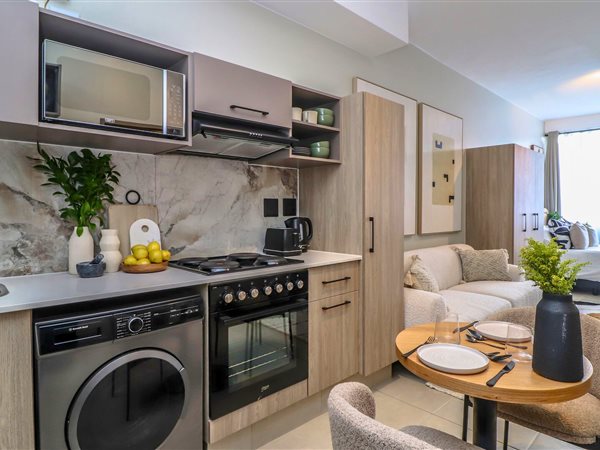 Studio Apartment