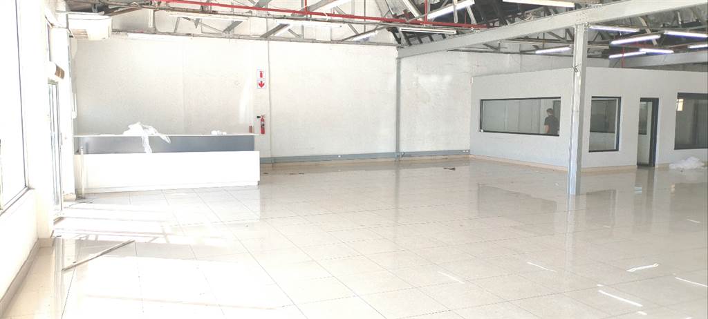 1100  m² Retail Space in Asherville photo number 4