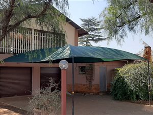 2.1 ha Farm in Ebner On Vaal