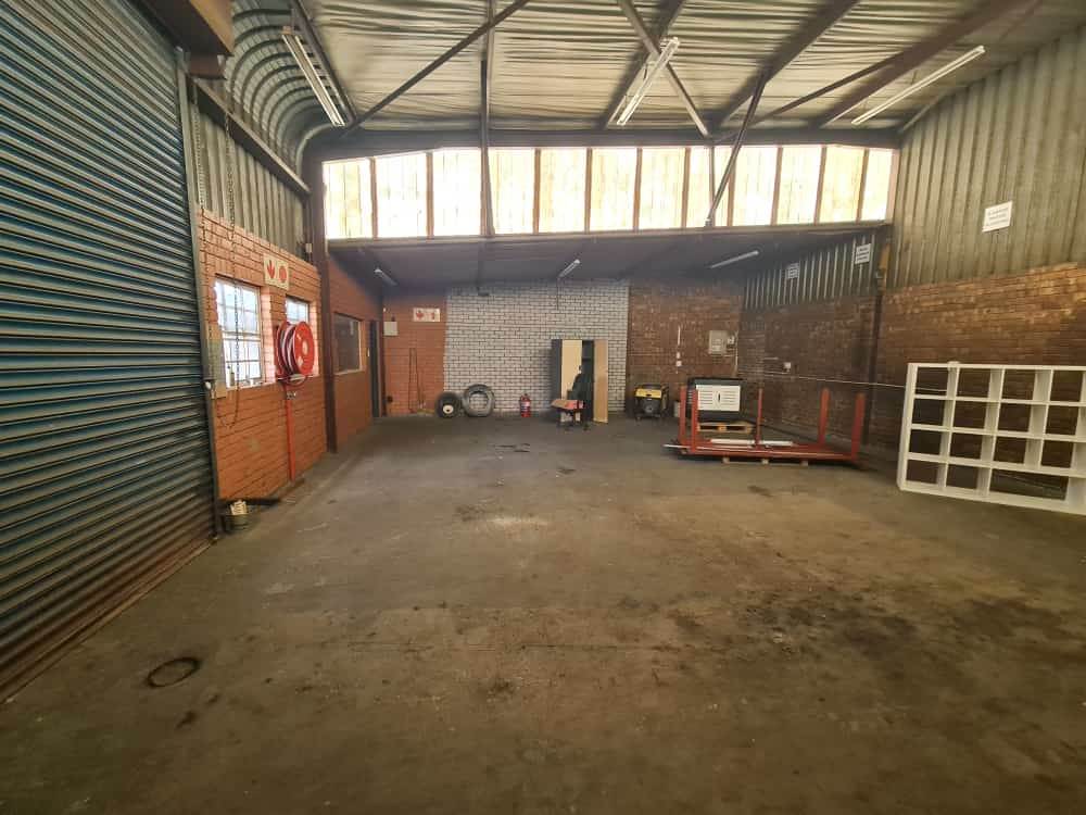 144  m² Industrial space in Wadeville photo number 3
