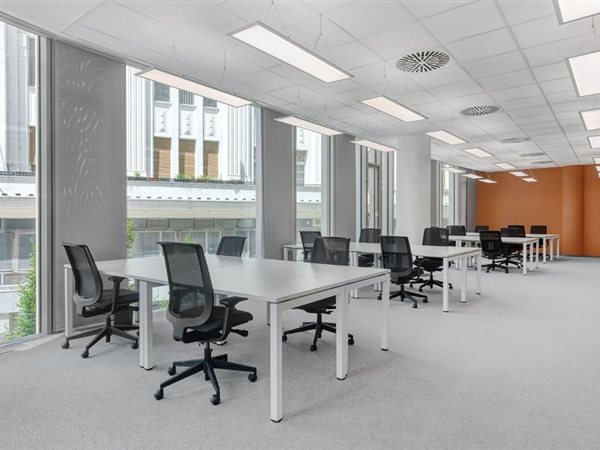 80  m² Office Space