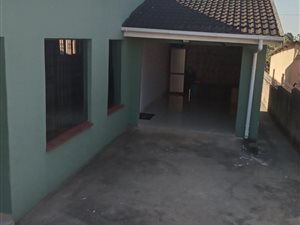 3 Bed House in Kwamakhutha