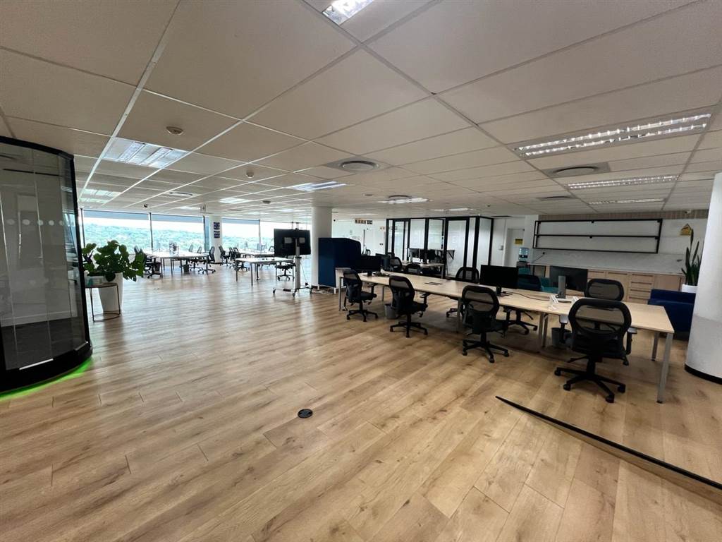 815  m² Office Space in Sandown photo number 7