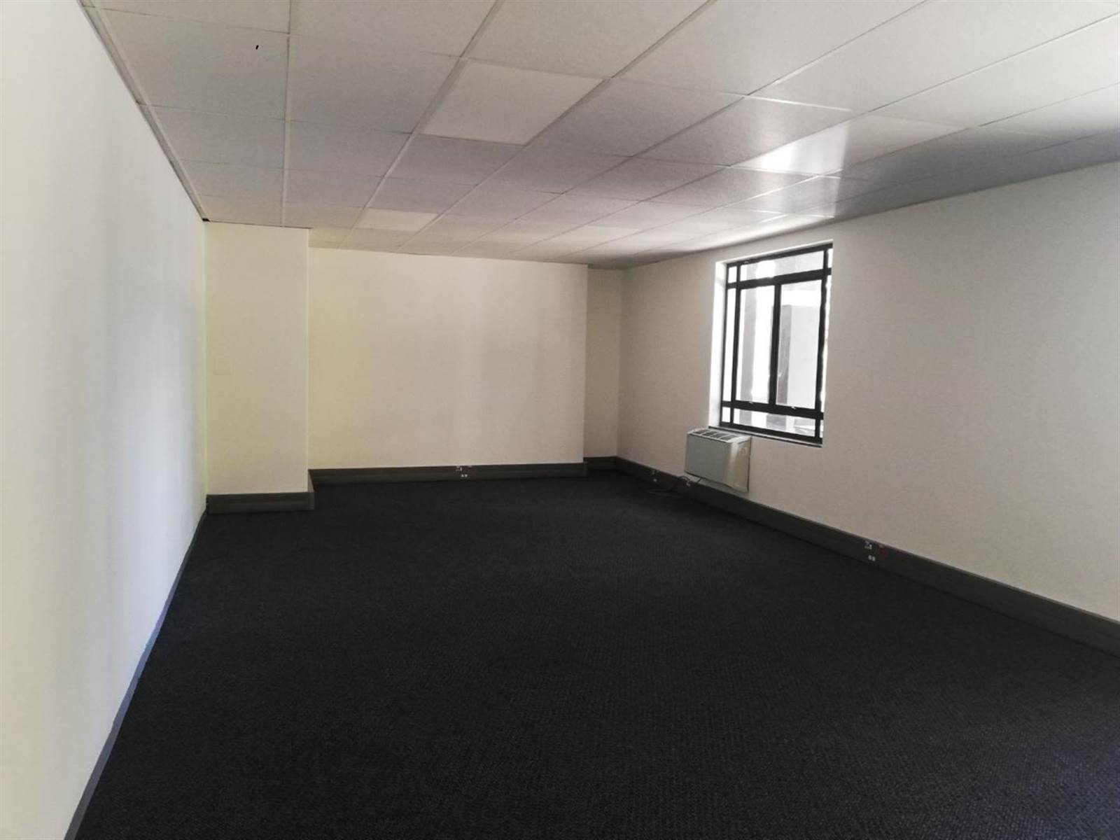 423  m² Commercial space in Hyde Park photo number 5
