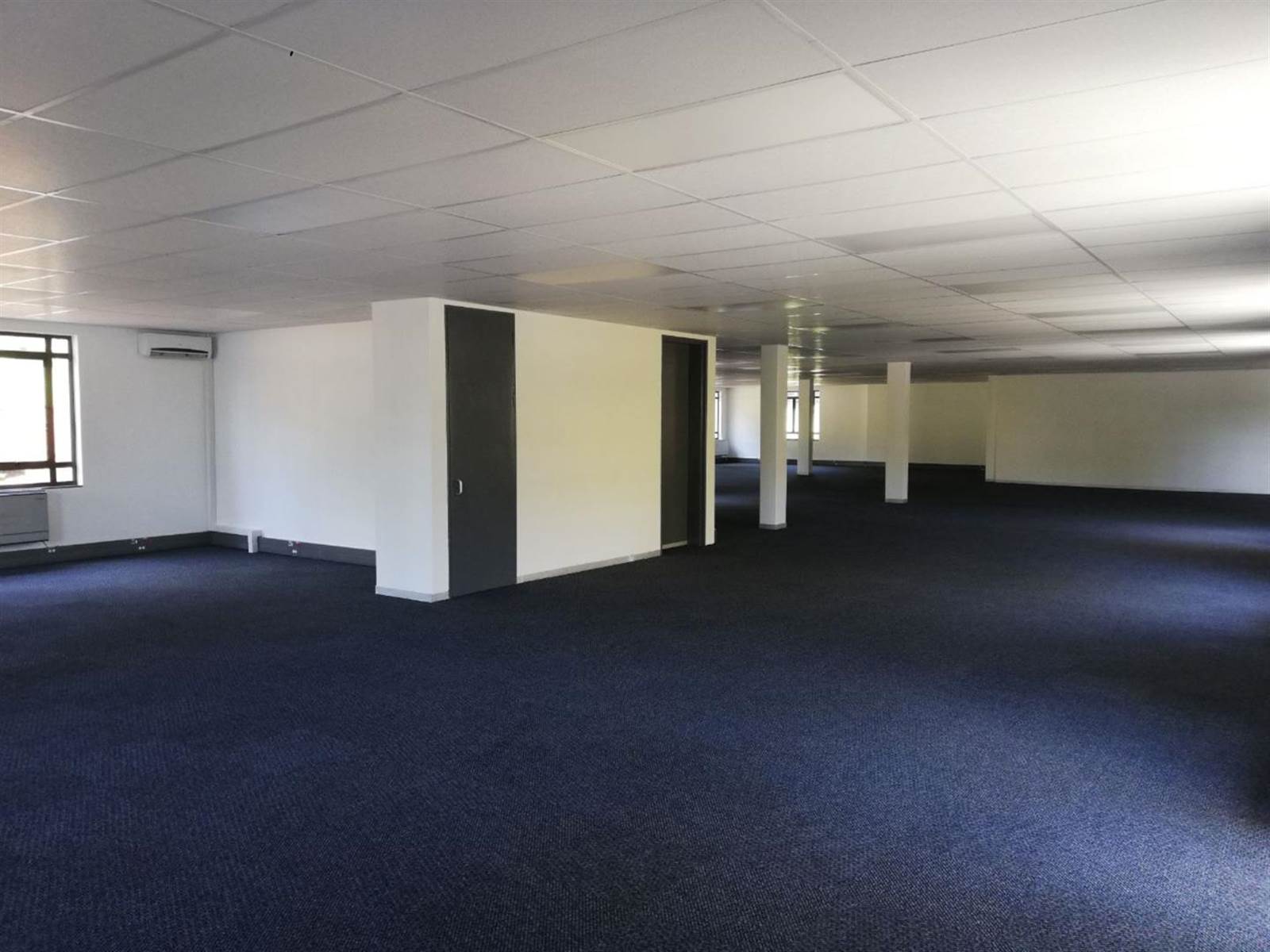 423  m² Commercial space in Hyde Park photo number 10