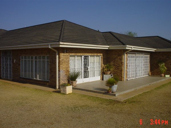 5 Bed House