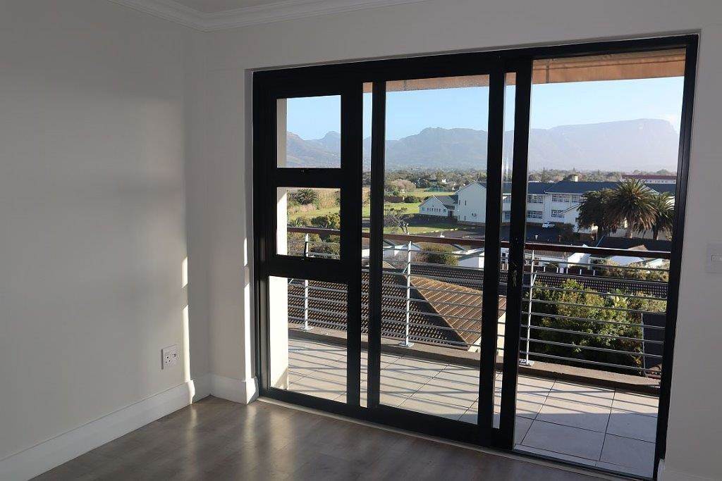 2 Bed Apartment in Tokai photo number 3