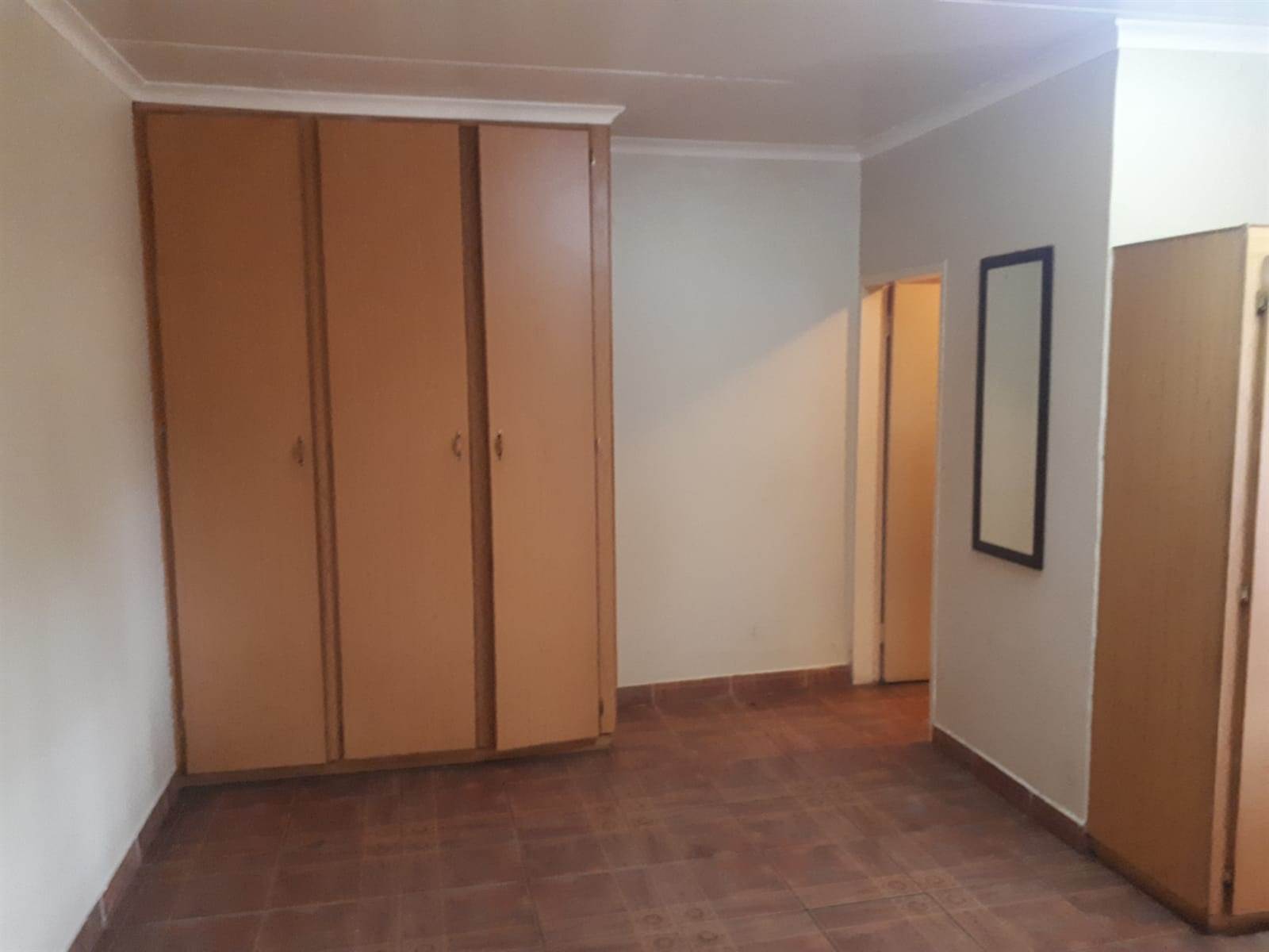 Bachelor apartment in Polokwane Central photo number 2