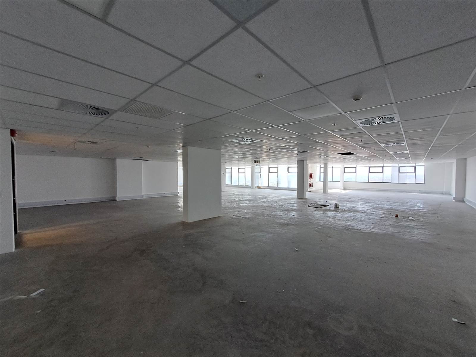 488  m² Commercial space in Illovo photo number 3