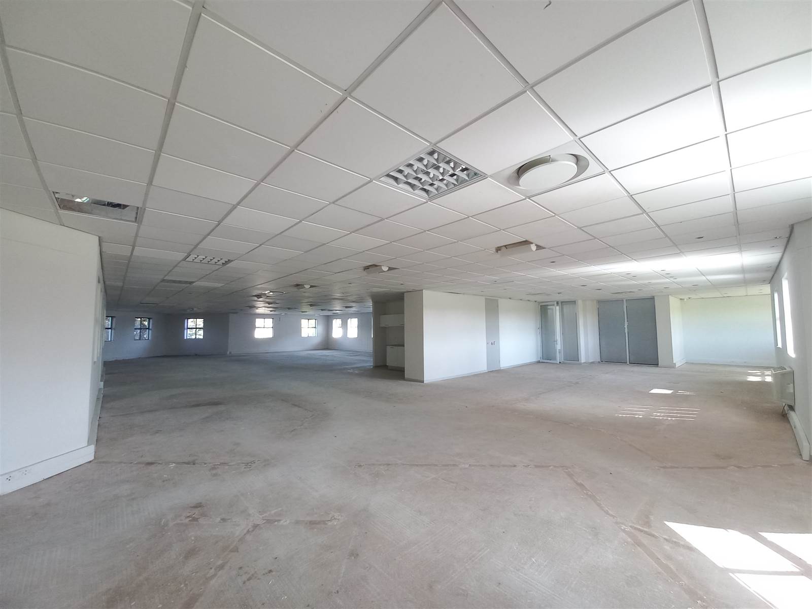 375  m² Commercial space in Kenilworth photo number 11