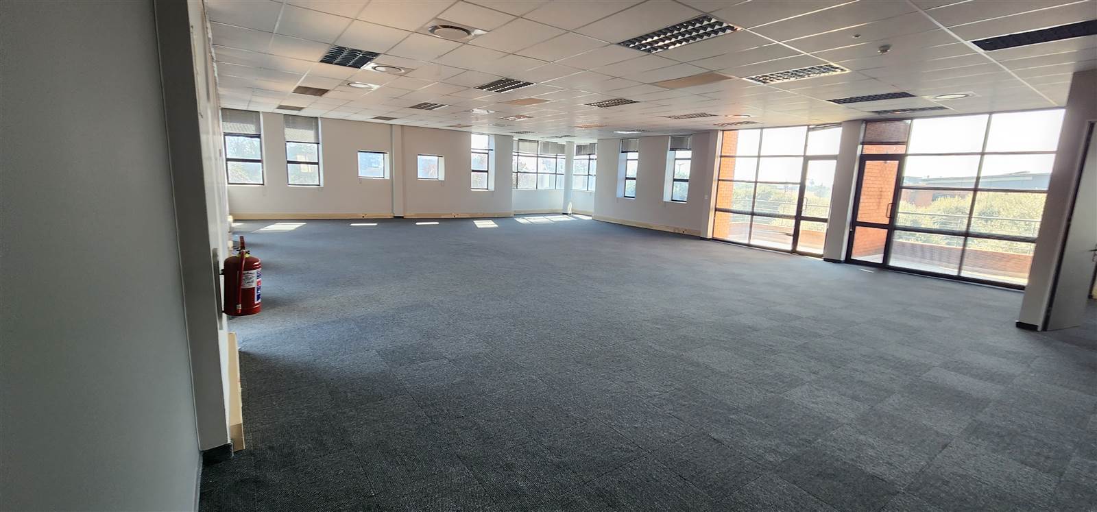 289.6  m² Commercial space in Highveld photo number 7