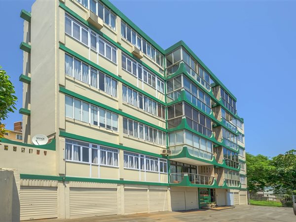 2.5 Bedroom Apartment 2.5 Bedroom Apartment