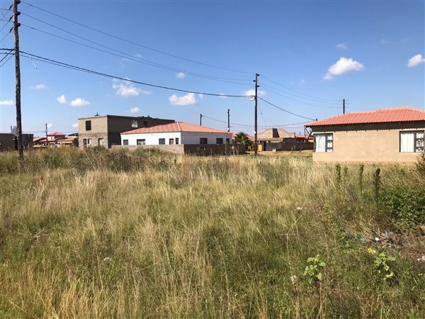 2 m² Land available in Golden Gardens