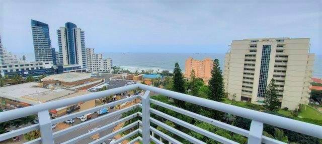 3 Bed Penthouse in Umhlanga Rocks photo number 17
