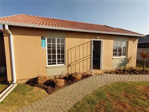 3 Bed House in De Deur