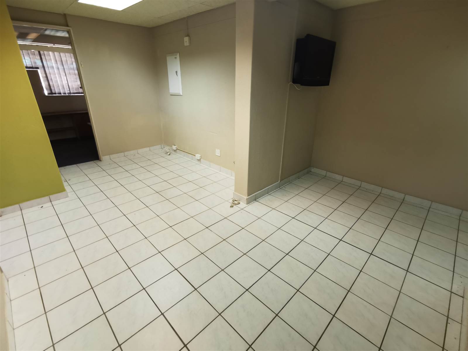 88  m² Commercial space in Wilkoppies photo number 3