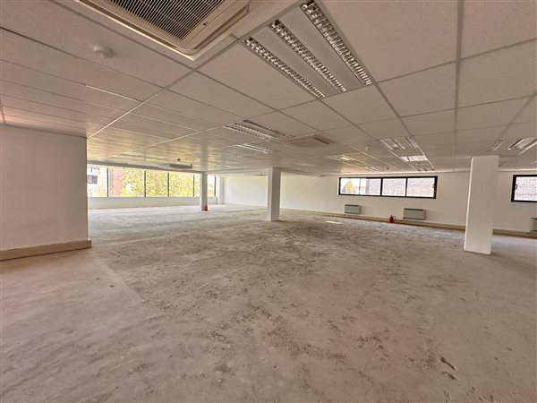 1 279  m² Commercial space