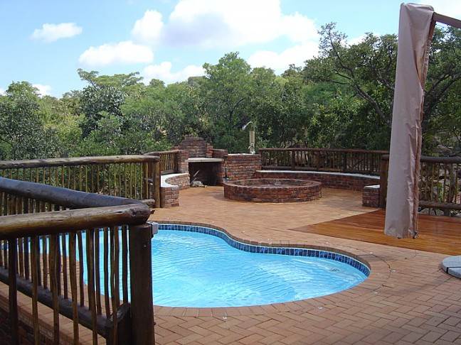 5 Bed House in Vaalwater photo number 3