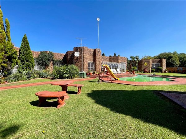 4 Bedroom House