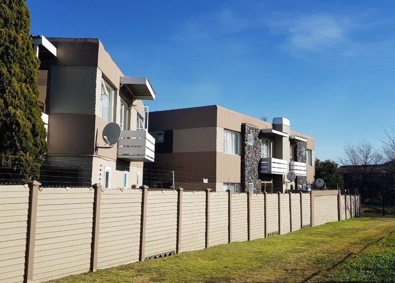 8 Bed Townhouse in Secunda photo number 18