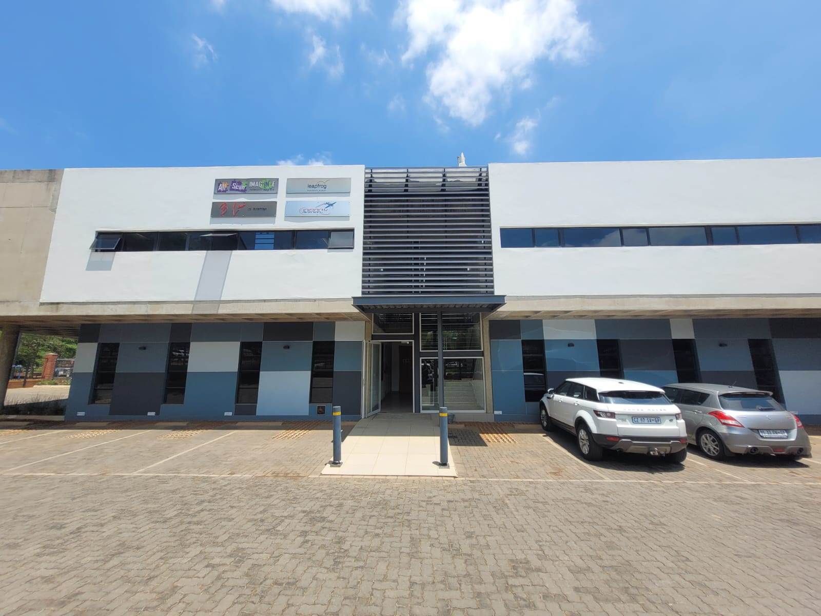 118  m² Commercial space in Glen Marais photo number 2