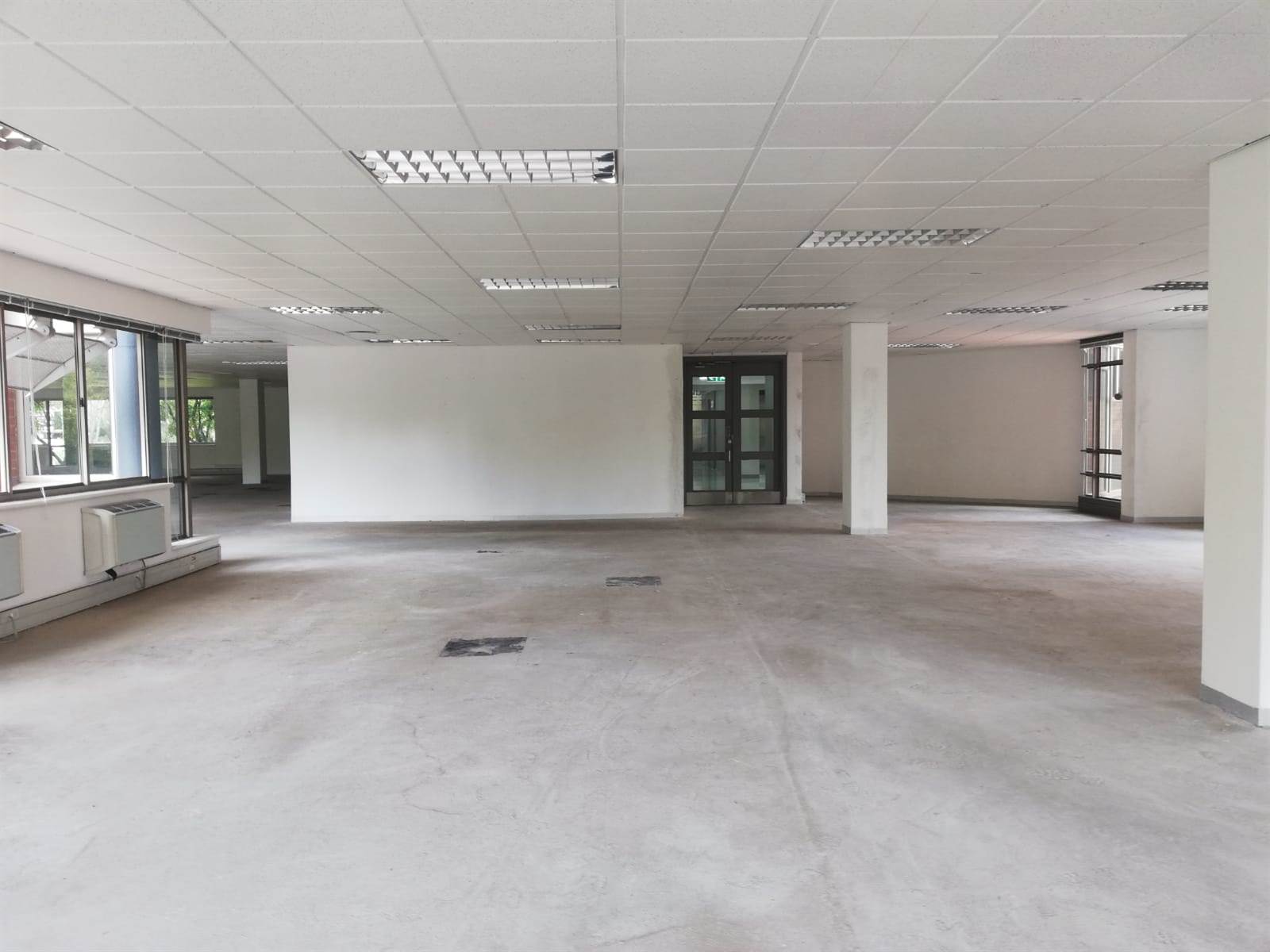 601.9  m² Commercial space in Woodmead photo number 9
