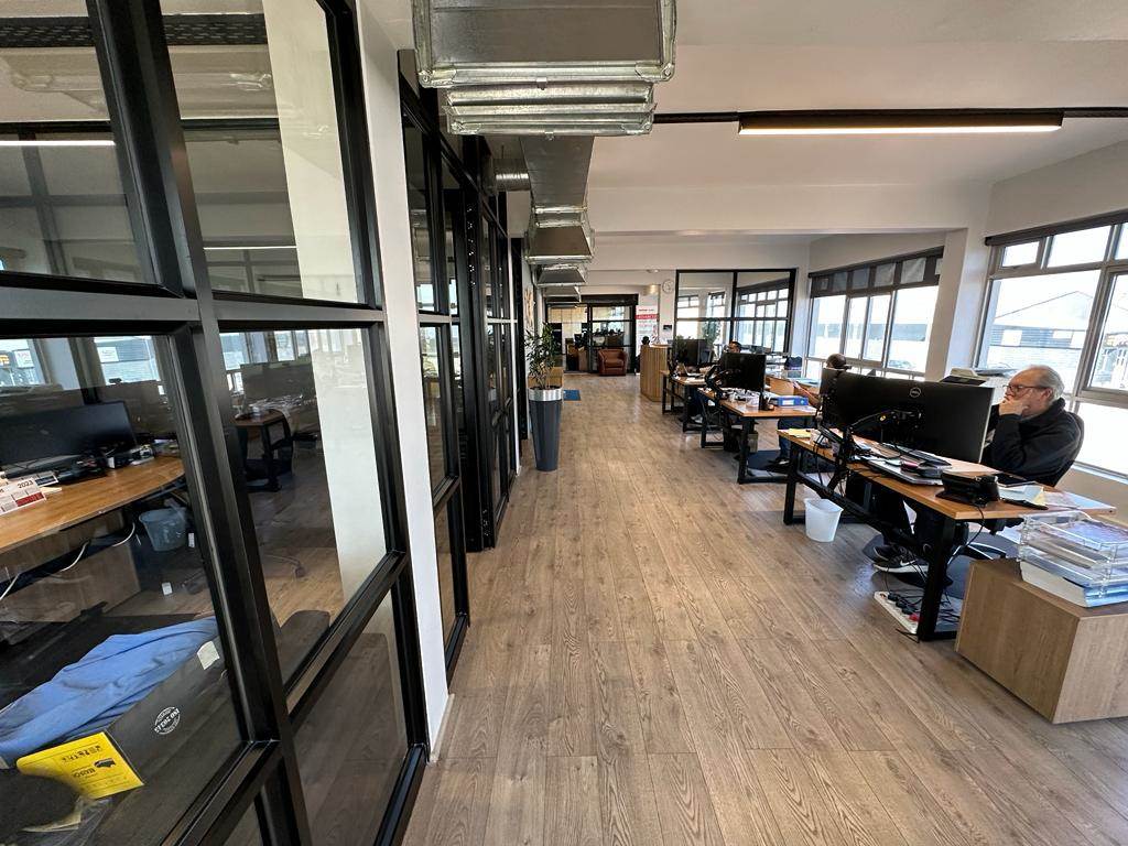 450  m² Commercial space in Paarden Eiland photo number 6