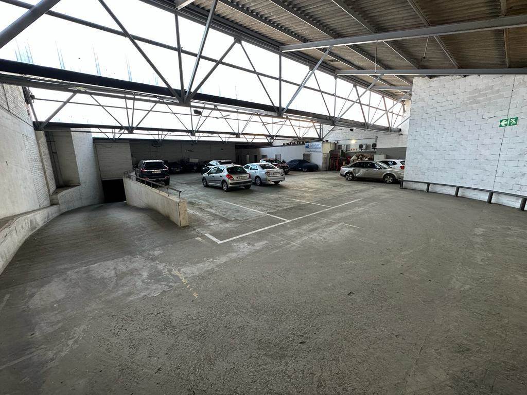 450  m² Commercial space in Paarden Eiland photo number 10