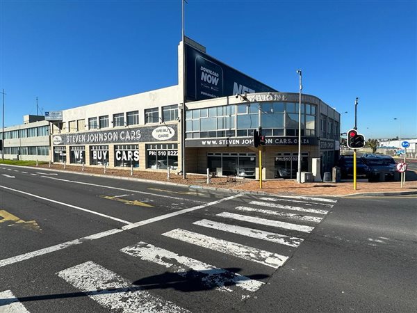 450  m² Commercial space in Paarden Eiland
