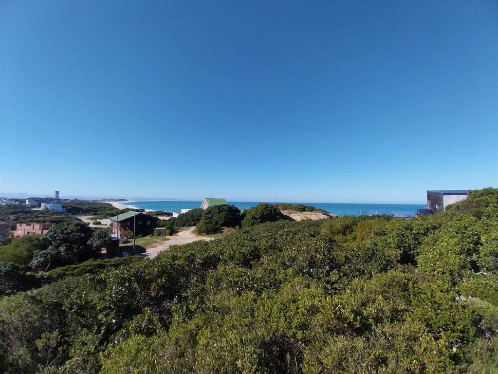 851 m² Land available in Paradise Beach photo number 2
